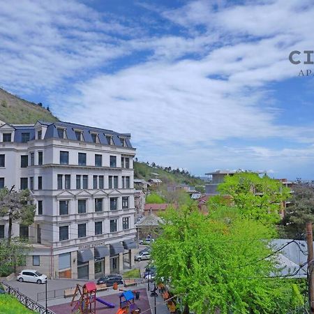 Apartments Тбилиси Екстериор снимка