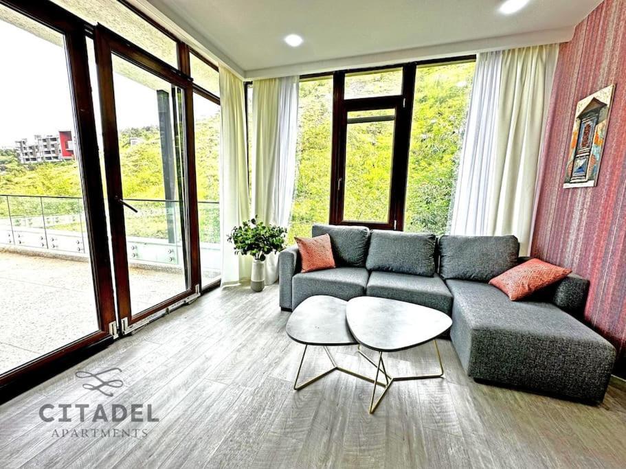 Apartments Тбилиси Екстериор снимка