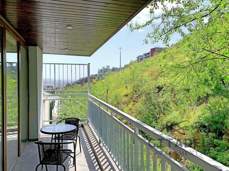 Apartments Тбилиси Екстериор снимка